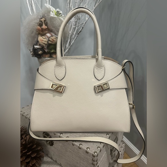 Italian genuine leather Elegant Cream Handbag